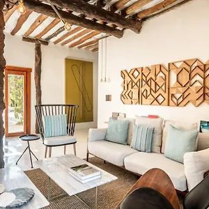 4* Hotel Casasandra Boutique